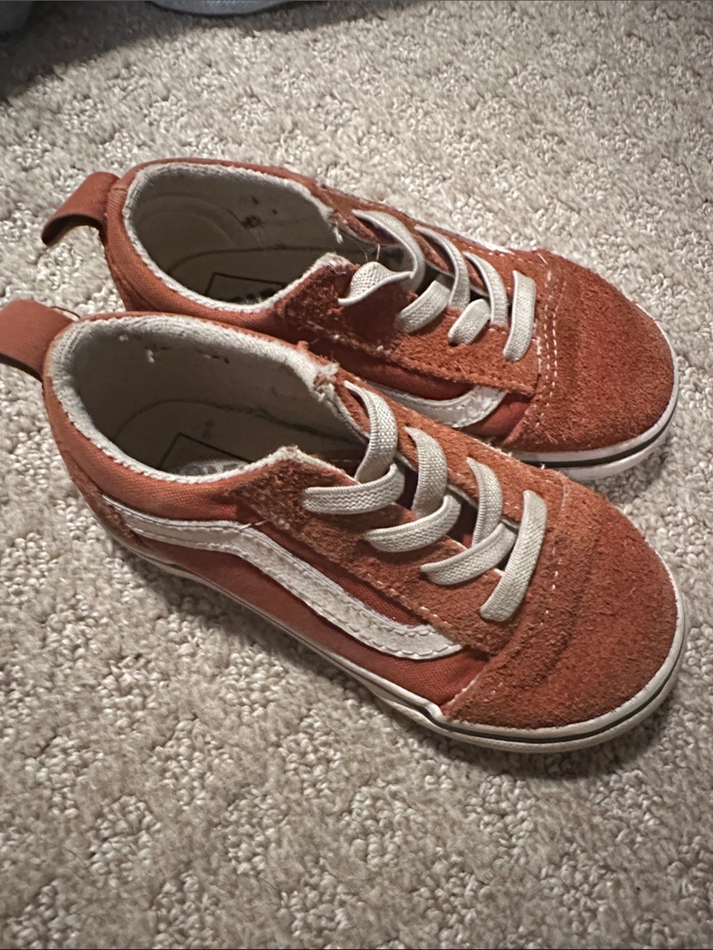Kids Low-Top Suede Lace-Up Vans in Rust Orange